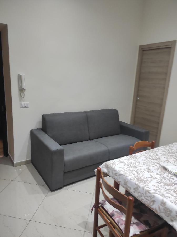 Alpivida Home เนเปิลส์ ภายนอก รูปภาพ