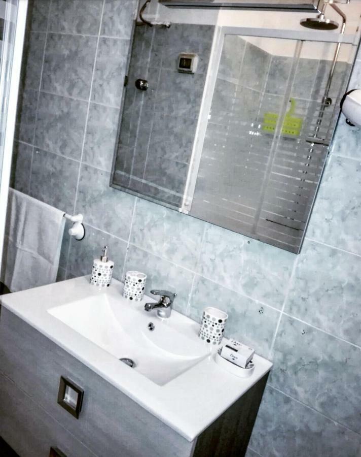 Alpivida Home เนเปิลส์ ภายนอก รูปภาพ